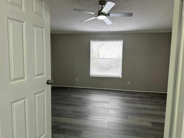 1994 Wayc Wayc Mobile Home