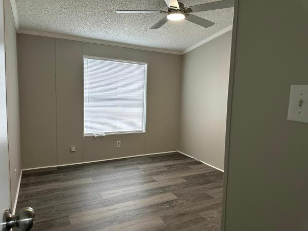 1994 Wayc Wayc Mobile Home