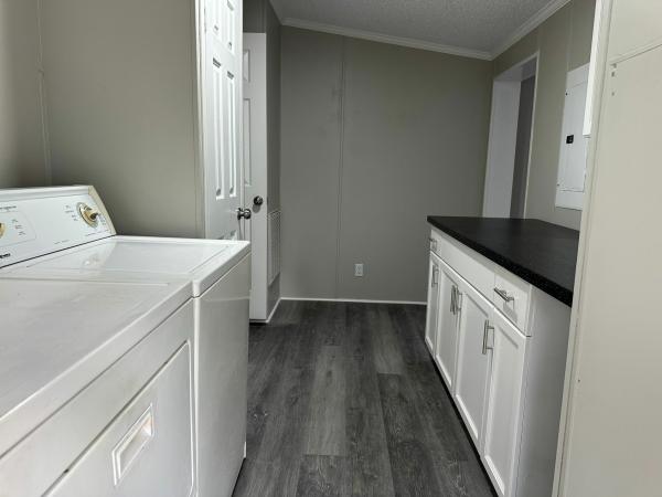 1994 Wayc Wayc Mobile Home