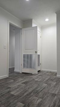 2026 Colony 204 550BP28563A  Home