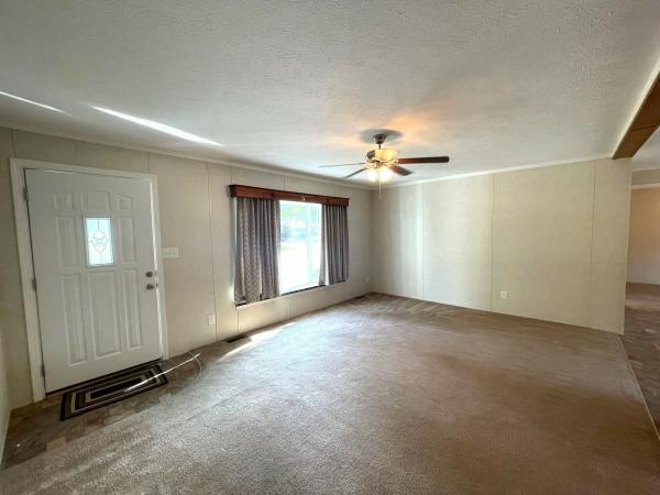 2012 Commodore ACCK50580AB Mobile Home