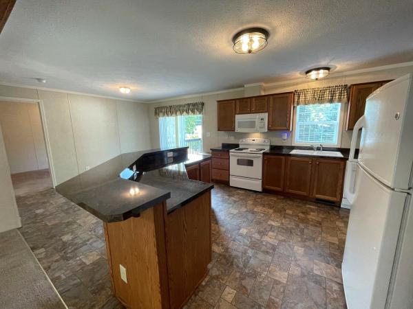2012 Commodore ACCK50580AB Mobile Home