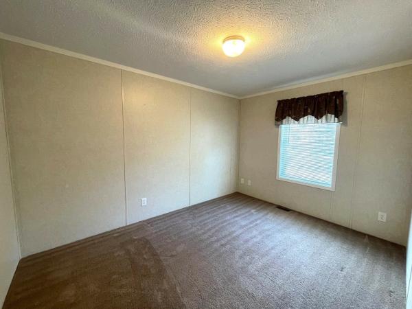 2012 Commodore ACCK50580AB Mobile Home