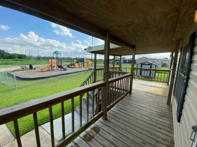 Photo 3 of 11 of home located at 248 Oak Crest Drive Manvel, TX 77578