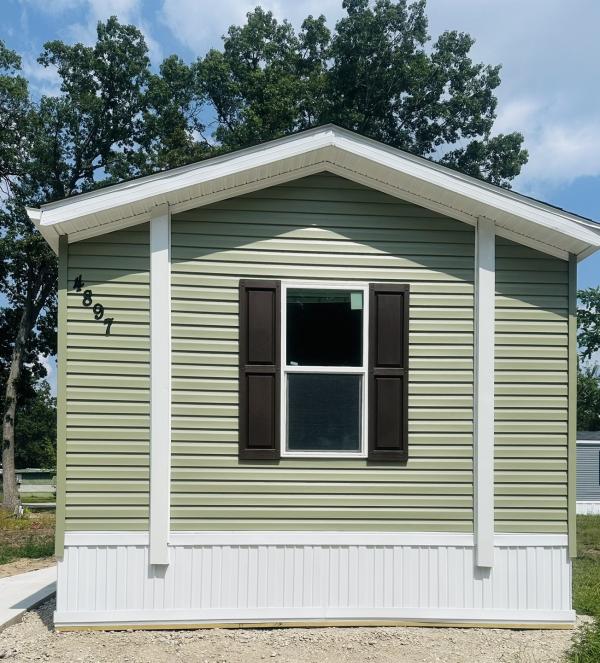 2025 Clayton 96PLH16663b Mobile Home