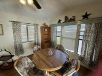 1990 Vanity Park Park Model Trailer Mobile Home