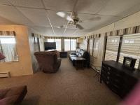 1990 Vanity Park Park Model Trailer Mobile Home