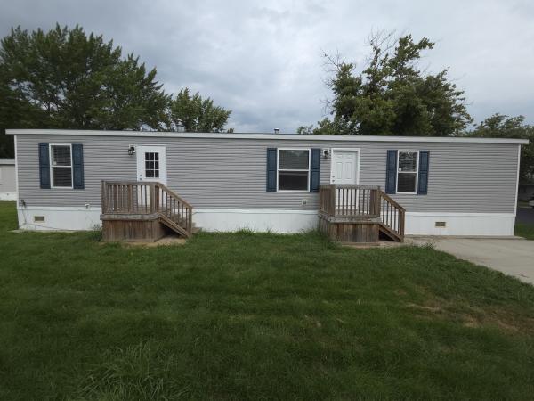 Photo 1 of 2 of home located at 219 Vermillion Est Pontiac, IL 61764