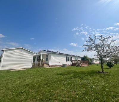 Photo 2 of 14 of home located at 1820 Birch St Newport, MI 48166