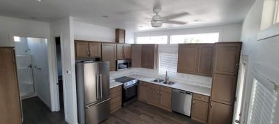 Photo 3 of 9 of home located at 4220 E Main St, #B42 Mesa, AZ 85205