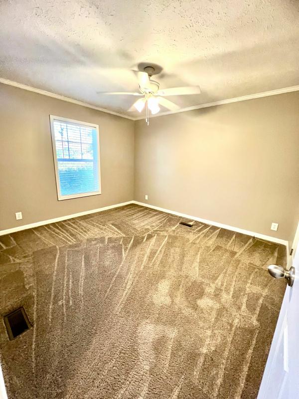 2021 Clayton Homes Inc Community Series Mobile Home