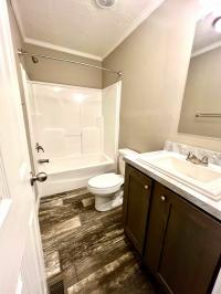 2021 Clayton Homes Inc Community Series Mobile Home
