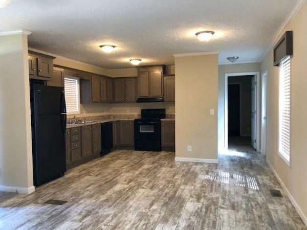 2019 Clayton Homes Inc Yes Mobile Home