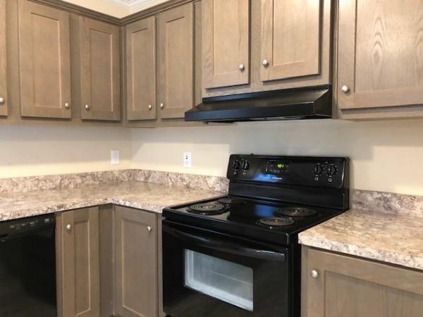 2019 Clayton Homes Inc Yes Mobile Home