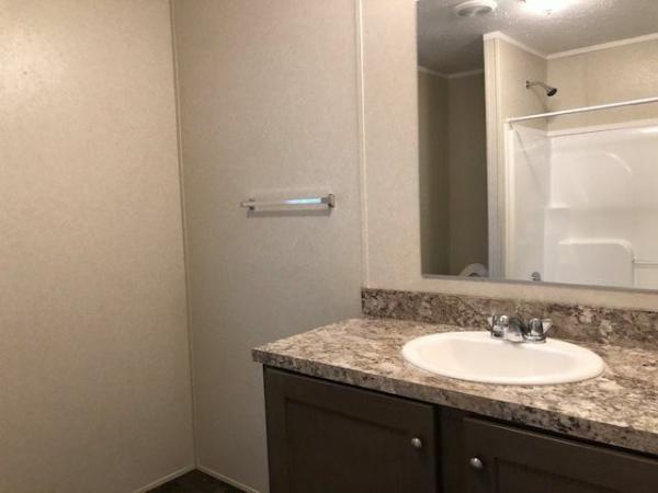2019 Clayton Homes Inc Yes Mobile Home
