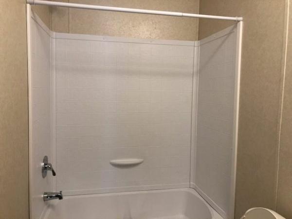 2019 Clayton Homes Inc Yes Mobile Home