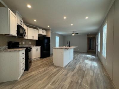 Mobile Home at 28714 Mapleleaf Flat Rock, MI 48134