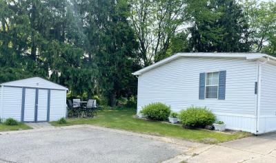 Photo 5 of 21 of home located at 3792 Golden Oak White Lake, MI 48383