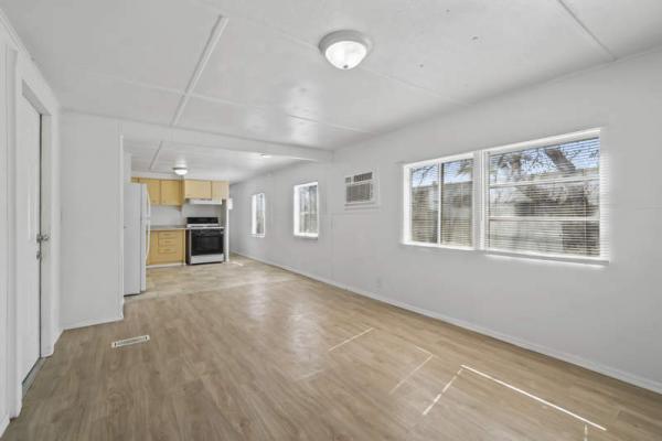 1968 Kaufman&Broad Manufactured Home