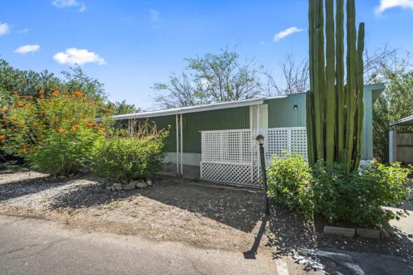 1968 Kaufman&Broad Manufactured Home