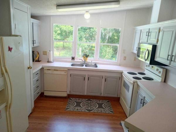 1994 TROP HS Manufactured Home