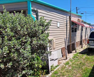 Photo 4 of 13 of home located at 285 S Lake Ave #11 Frostproof, FL 33843
