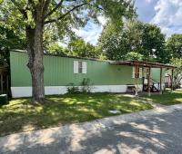 1991 Oakwood Manufactured Home