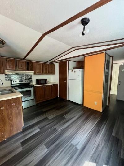 Photo 10 of 5 of home located at 364 Tanbark Dr. Hamilton, OH 45011