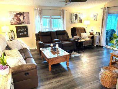 Photo 5 of 8 of home located at 1021 Dewitt St. Sebring, FL 33872