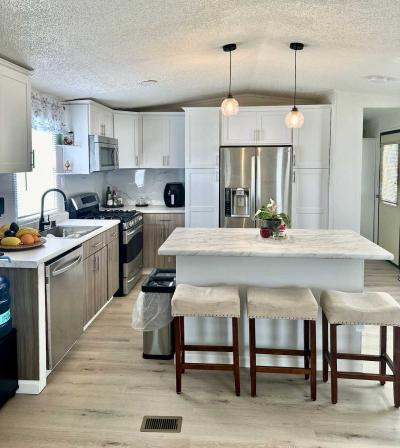 Photo 2 of 15 of home located at 112 Kingsway North Mankato, MN 56003