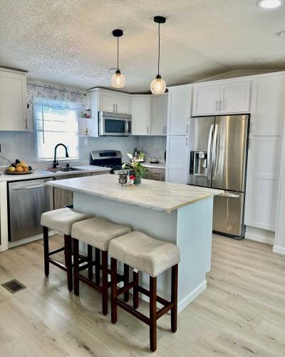 Mobile Home at 112 Kingsway North Mankato, MN 56003