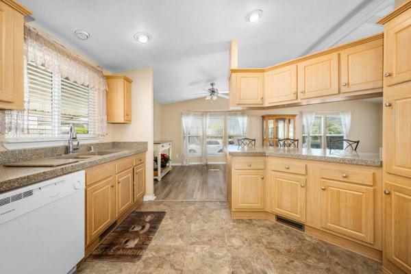 2005 SKYLINE Manufactured Home