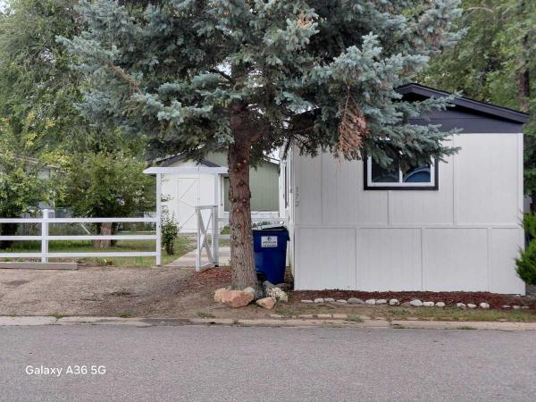 1974 CNMH Mobile Home