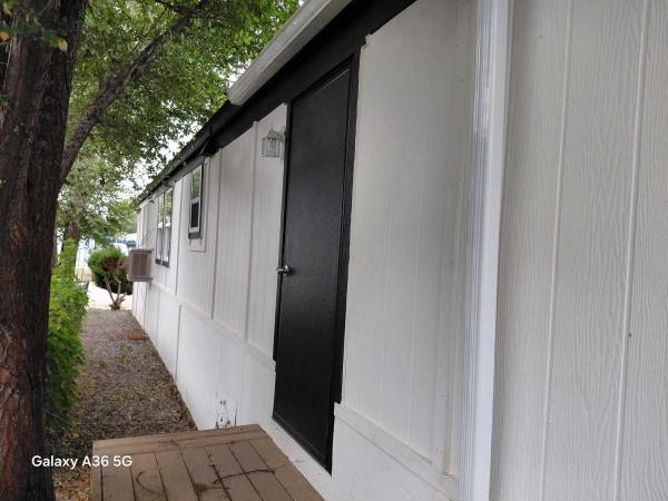 1974 CNMH Mobile Home