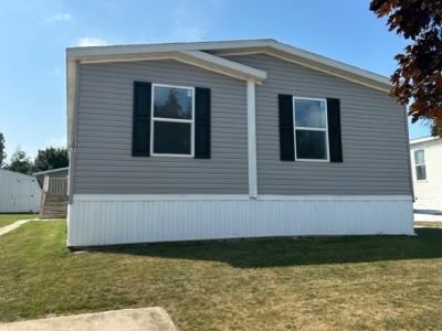 Mobile Home at 1201 Briar Downs Ln Lot 35 Burton, MI 48529