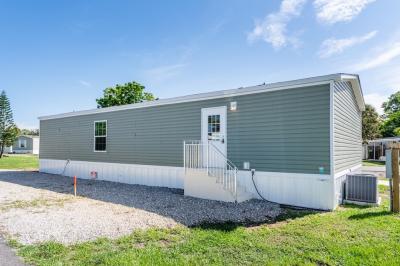 Photo 3 of 28 of home located at 1300 Hand Ave Lot D17 Ormond Beach, FL 32174