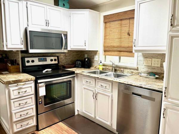 1994 CAVCO MH Manufactured Home