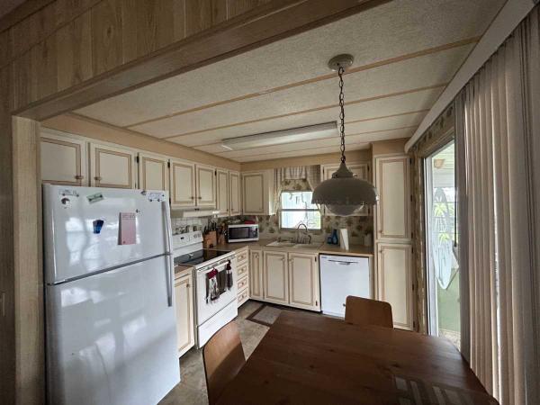 1987 Manufactured Home