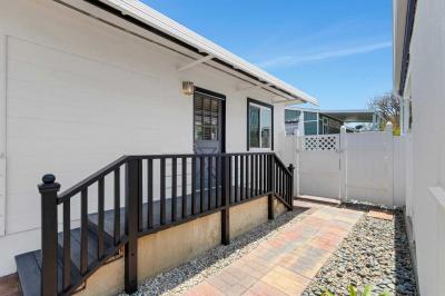Photo 3 of 57 of home located at 94 Yorktown Newport Beach, CA 92660