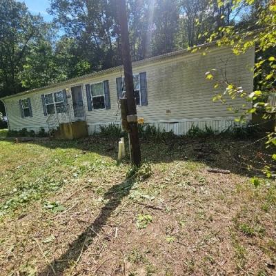 Mobile Home at 20 Evergreen Dr Burgettstown, PA 15021