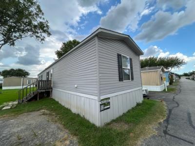 Mobile Home at 1409 Oday Rd Trlr 11 Pearland, TX 77581