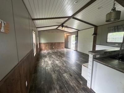 Photo 3 of 11 of home located at 24665 Barnes Rd Ardmore, AL 35739
