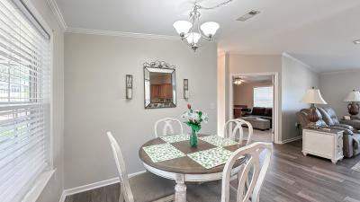 Photo 4 of 18 of home located at 219 Littler Ln Lady Lake, FL 32159