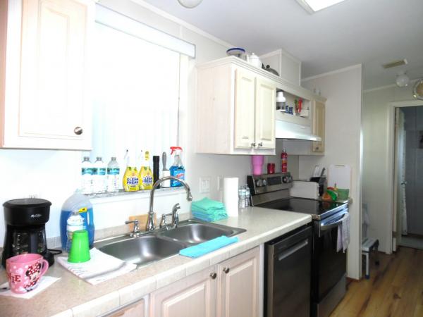 2005 Homes of Merit Mobile Home