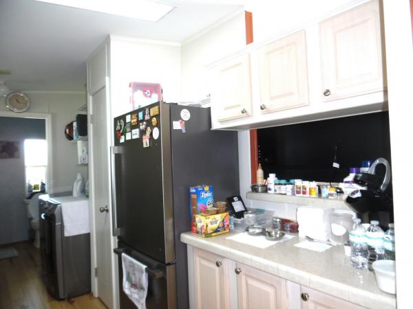 2005 Homes of Merit Mobile Home