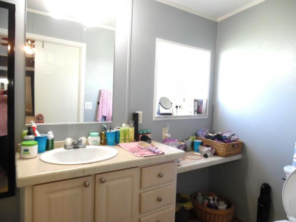 2005 Homes of Merit Mobile Home