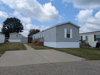 Photo 1 of 11 of home located at 463 Buchanan Dr Davison, MI 48423