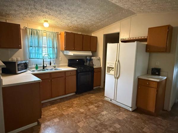 Photo 1 of 2 of home located at 1236 North Oaklane Road Lot 153 Springfield, IL 62707
