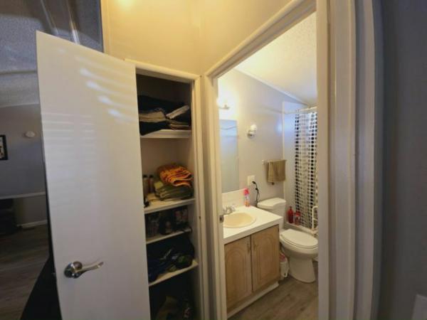 1992 FLEETWOOD SUNPOINTE Manufactured Home