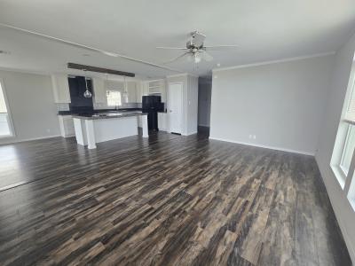 Photo 2 of 8 of home located at 553 Split Rail Parkway Kyle, TX 78640